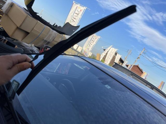 30系プリウス 納車前点検 オイル エレメント ワイパーゴム エアコンフィルター 交換 ZVW30 岡山市東区