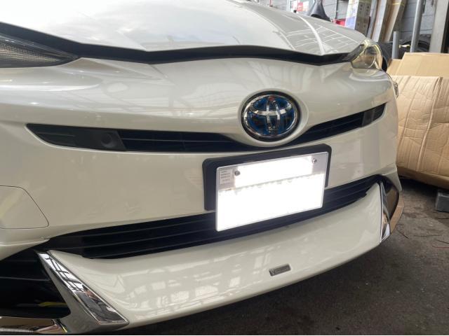 トヨタ 50系プリウス 字光式ナンバー AIR 取付 ZVW51 岡山市東区