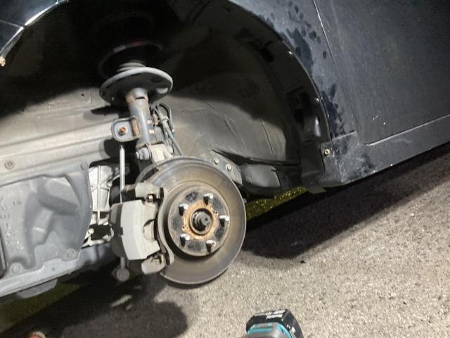 トヨタ 30系プリウス フェンダーライナーLh　交換 ZVW30 岡山市東区