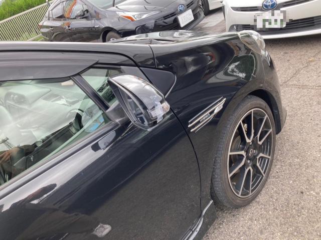 トヨタ アクア ドアミラーRH 交換 NHP10 岡山市東区