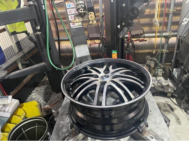 ダイハツ　ムーブ　タイヤ交換4本　LA100S 岡山市東区