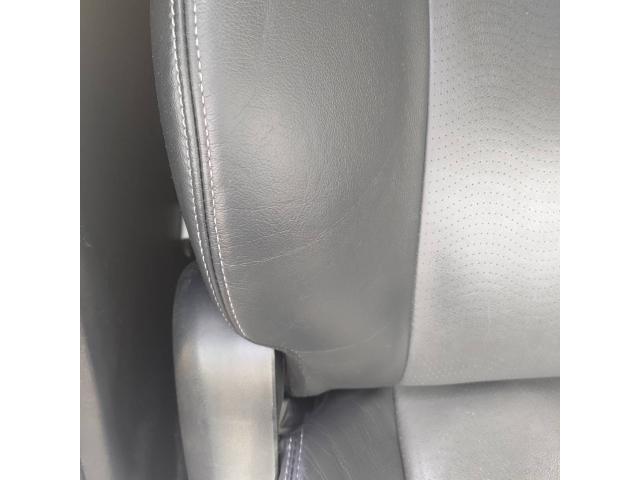 トヨタ 30系プリウス シートリペア ZVW30 岡山市東区