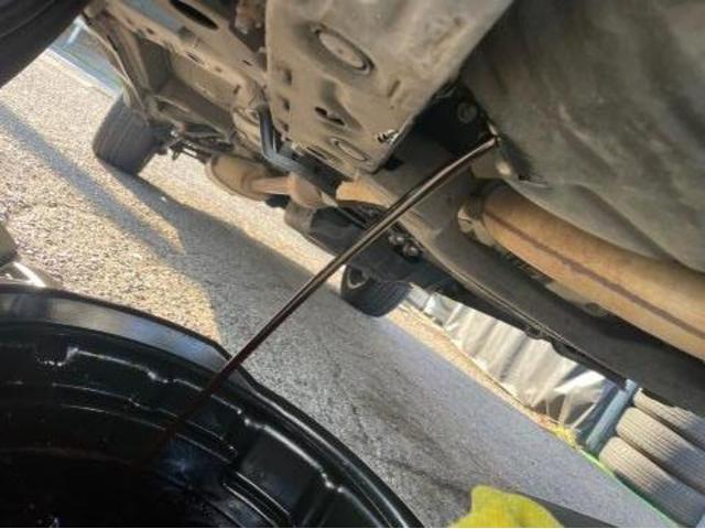 トヨタ　ハリアー　オイル交換　ACU30W 岡山市東区