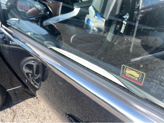 トヨタ 50系プリウス 助手席ドアトリム 交換 ZVW51 岡山市東区