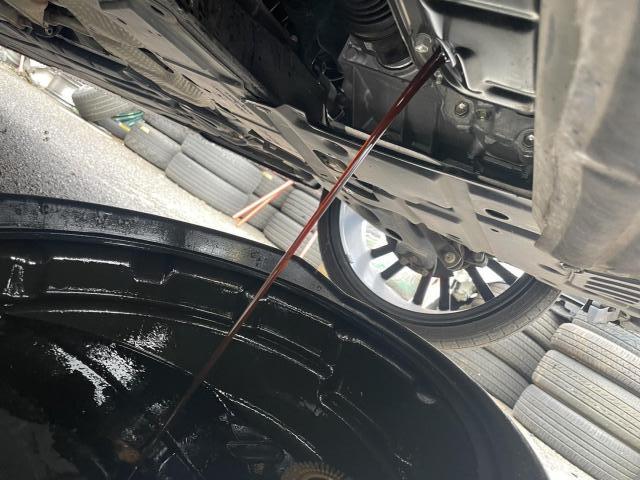 トヨタ 30系プリウス 納車前点検 オイル エレメント ワイパーゴム エアコンフィルター 交換 ZVW30 岡山市東区