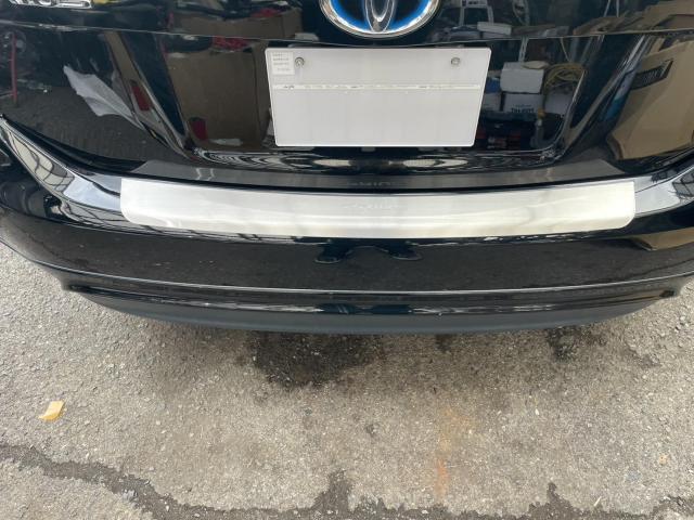 トヨタ 30系プリウス リア サイド メッキ取り付け ZVW30 岡山市東区
