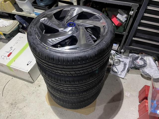 トヨタ 50系プリウス モデリスタエアロ 取り付け 18インチホイール交換 組み替え ZVW51 岡山市東区