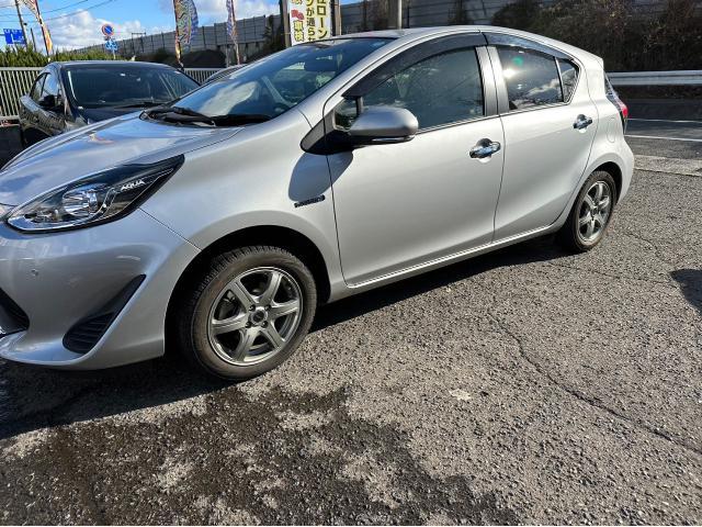 トヨタ アクア スタッドレス交換 NHP10 岡山市東区