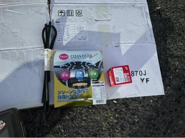 トヨタ 30系プリウス 納車前点検 オイル エレメント ワイパーゴム エアコンフィルター 交換 ZVW30 岡山市東区