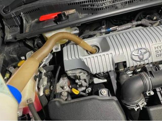 トヨタ 30系プリウス 納車前点検 オイル エレメント ワイパーゴム エアコンフィルター 交換 ZVW30 岡山市東区