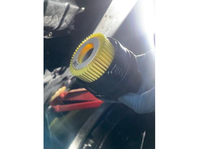 トヨタ 50系プリウス 納車前点検 オイル エレメント ワイパーゴム エアコンフィルター 交換 ZVW51 岡山市東区