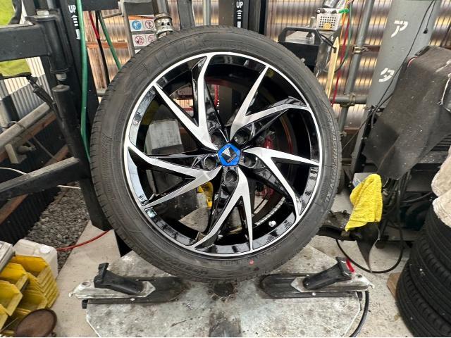 トヨタ 50系プリウス モデリスタホイール 交換 アライメント測定 トヨタ 50系プリウス モデリスタホイール 交換 アライメント測定