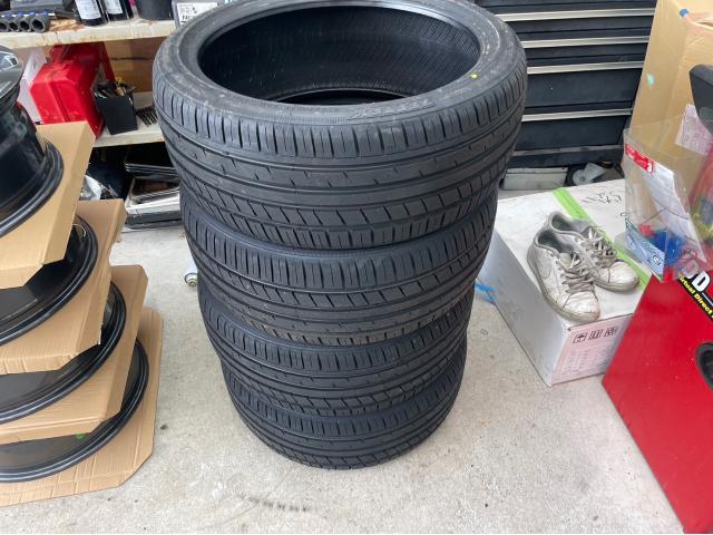 トヨタ 50系プリウス   在庫車 タイヤホイール 交換 15インチ→18インチ 組み換え ZVW51 岡山市東区