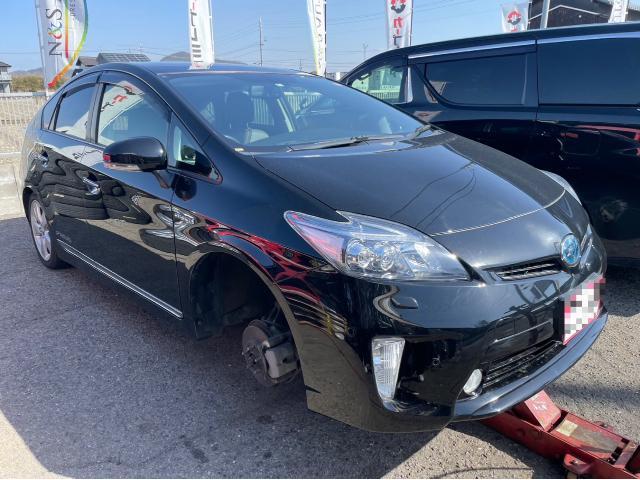 トヨタ 30系プリウス 在庫車 フルエアロ取り付け 18ホイール交換 ZVW30 岡山市東区