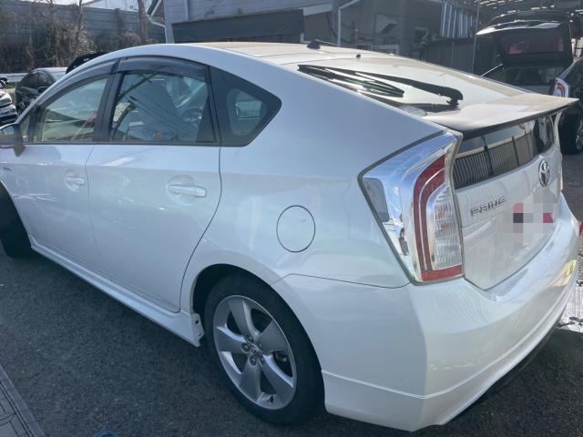 トヨタ 30系プリウス  在庫車 フルエアロ 取り付け ドレスアップ ZVW30 岡山市東区