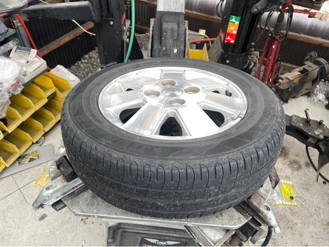 ダイハツ アトレー タイヤ交換 S321G改 岡山市東区