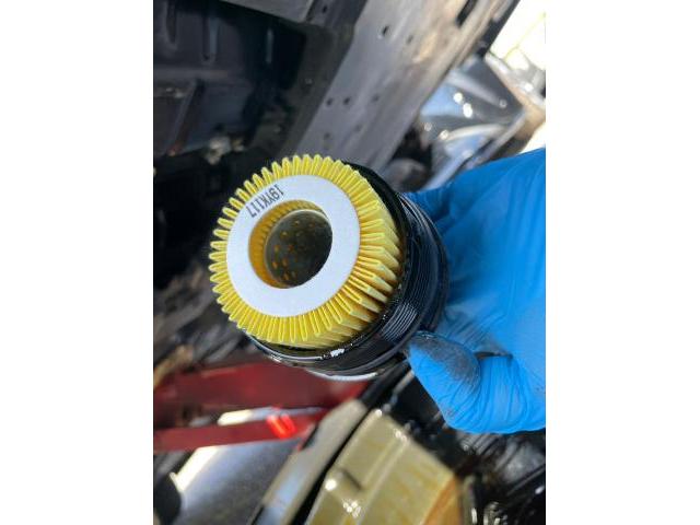 トヨタ 50系プリウス タイヤホイール 19in&rarr;17in 交換 納車前点検 オイル エレメント ワイパーゴム エアコンフィルター 交換 ZVW55 岡山市東区