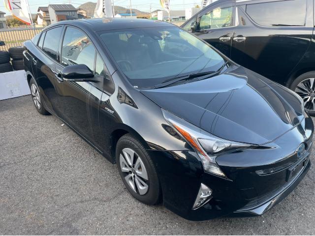 トヨタ 50系プリウス  在庫車 モデリスタフルエアロ取り付け 15&rarr;19インチホイール 交換 ZVW51 岡山市東区