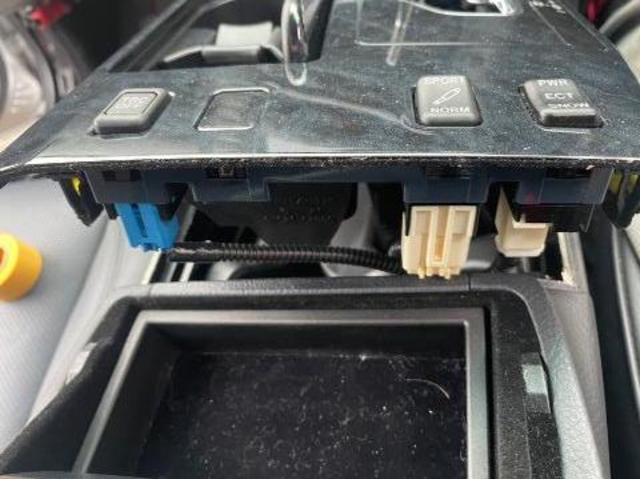 トヨタ クラウンアスリート 在庫車 ダッシュボード交換 GRS184 岡山市東区