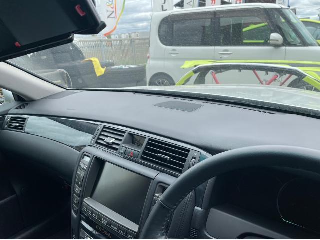 トヨタ クラウンアスリート 在庫車 ダッシュボード交換 GRS184 岡山市東区