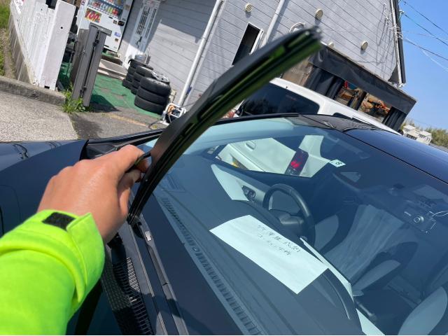 トヨタ 50系プリウス 納車前点検 ワイパーゴム エアコンフィルター 交換 ZVW51 岡山市東区