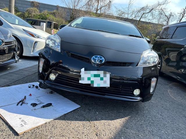 トヨタ 30系プリウス  フォグランプ交換 純正LEDフォグランプ ZVW30 岡山市東区