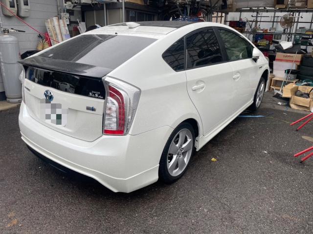 トヨタ 30系プリウス タイヤ 交換 ZVW30 岡山市東区