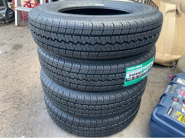 スズキ エブリイ タイヤ交換 オイル エレメント交換 DA64V 岡山市東区