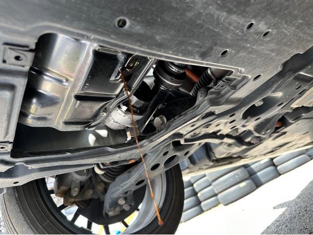 トヨタ 50系プリウス 納車前点検 オイル エレメント ワイパーゴム エアコンフィルター 交換 ZVW51 岡山市東区