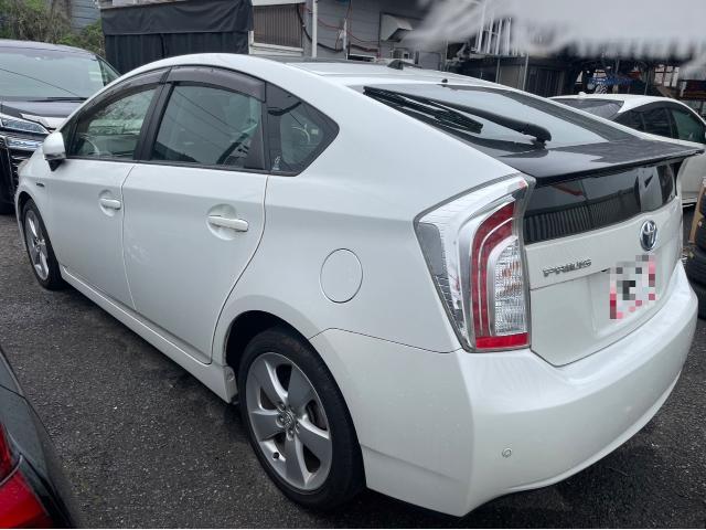 トヨタ 30系プリウス 在庫車 フルエアロ 取り付け ZVW30 岡山市東区