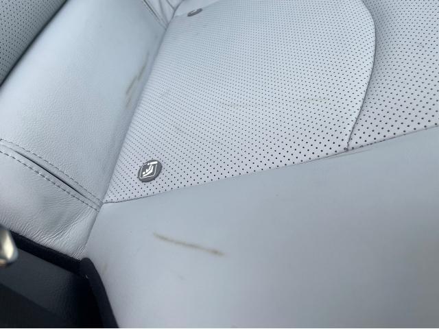 トヨタ 50系プリウス シートリペア ZVW55 岡山市東区