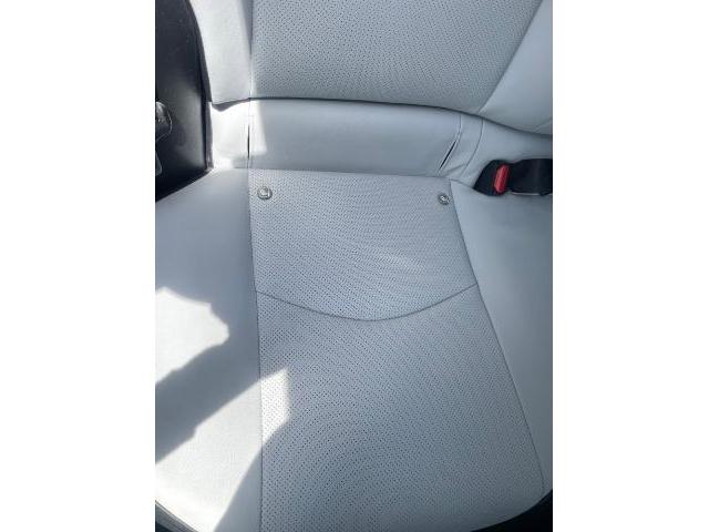 トヨタ 50系プリウス シートリペア ZVW55 岡山市東区