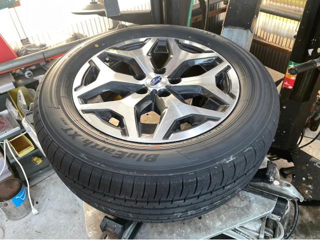 スバル フォレスター タイヤ交換 SK9 岡山市東区