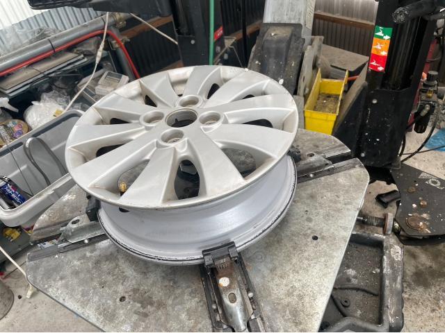 スズキ MRワゴンWit タイヤ交換4本 MF33S 岡山市東区