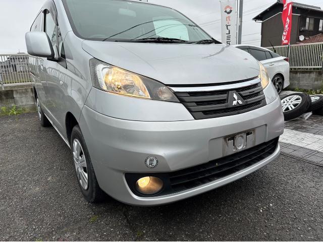 三菱 デリカD3 納車点検 LEDヘッドライト LEDフォグランプ LEDナンバー灯 LEDルームランプ 交換 ナビ取り付け