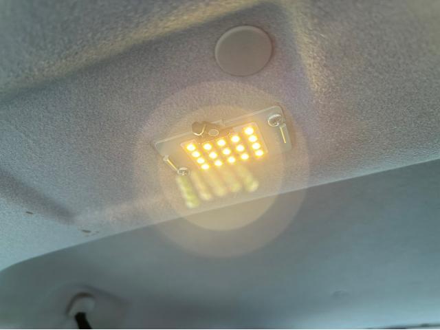 三菱 デリカD3 納車点検 LEDヘッドライト LEDフォグランプ LEDナンバー灯 LEDルームランプ 交換 ナビ取り付け