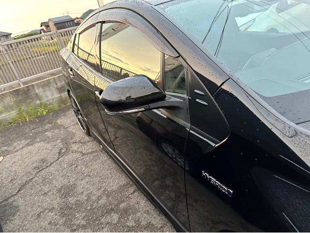 トヨタ 50系プリウス 納車前点検 純正ドアミラー交換 リアワイパーレスキット取付 ZVW55 岡山市東区