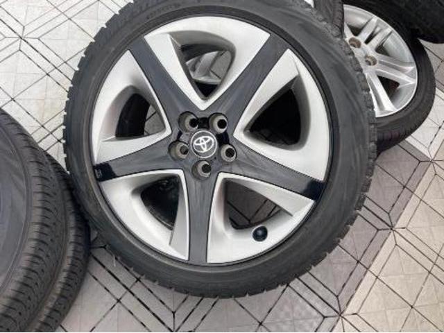 トヨタ 50系プリウス 17inツーリングホイールアクセントピース トヨタ 50系プリウス 17inツーリングホイールアクセントピース