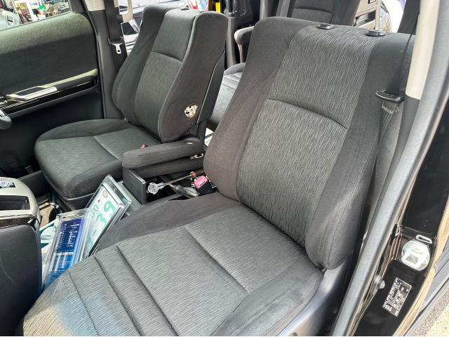 トヨタ アルファード シートカバー取付 ANH20W 岡山市東区