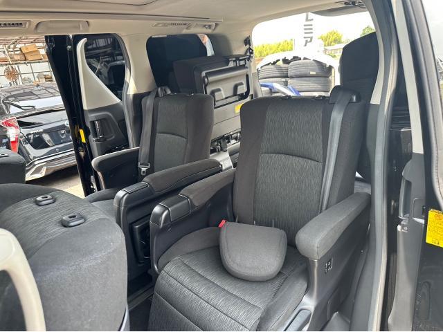 トヨタ アルファード シートカバー取付 ANH20W 岡山市東区