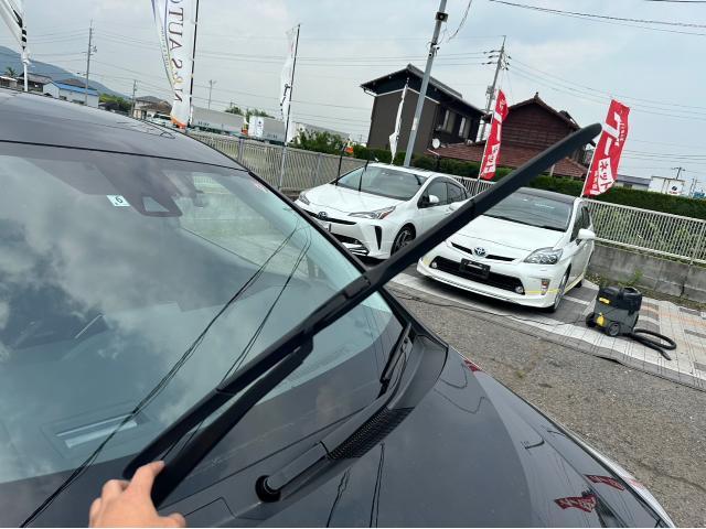 トヨタ 50系プリウス  納車前点検 モデリスタ スカッフプレート取付 ZVW51 岡山市東区