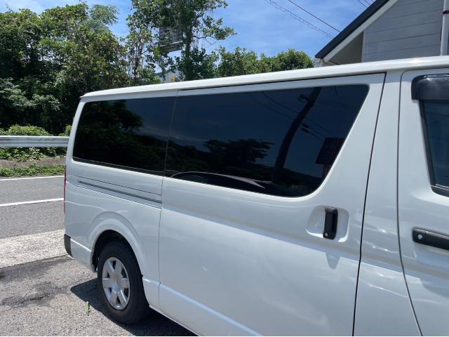 トヨタ ハイエースバン ガラスフィルム施工 GDH201V 岡山市東区