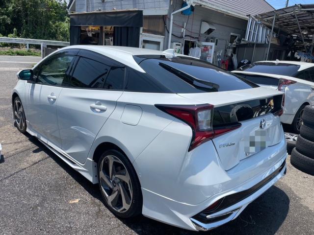 トヨタ 50系プリウス  15インチ→18インチ タイヤホイール 交換 ZVW51 岡山市東区