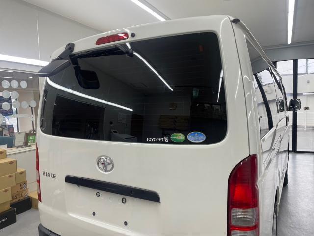 トヨタ ハイエースバン ガラスフィルム施工 GDH201V 岡山市東区