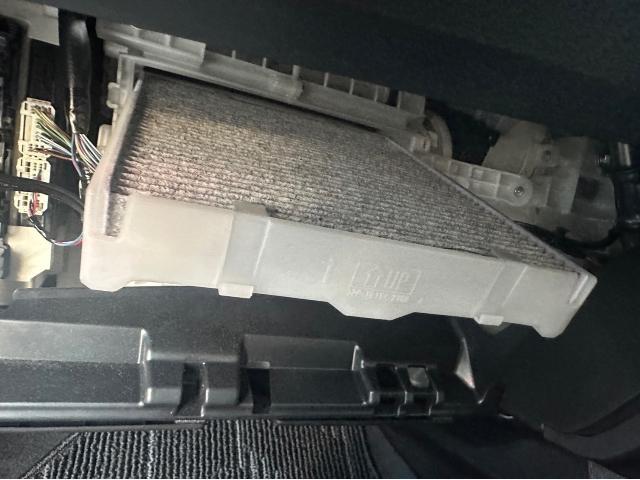 トヨタ 50系プリウス 専用ドリンクホルダー 取付 納車前点検  ZVW51 岡山市東区