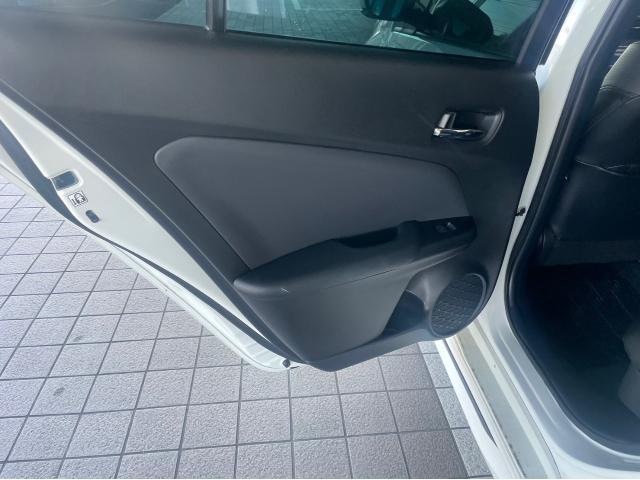 トヨタ 50系プリウス 内側パネル一部  交換 ZVW51 岡山市東区