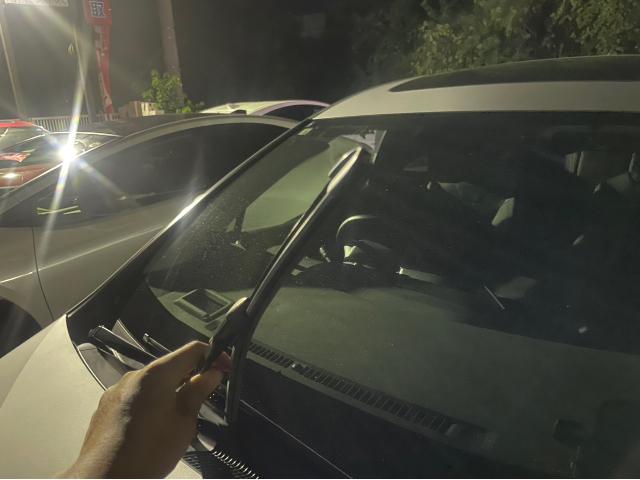 トヨタ 50系プリウス 納車前点検 オイル エレメント ワイパーゴム エアコンフィルター 交換 ZVW51 岡山市東区