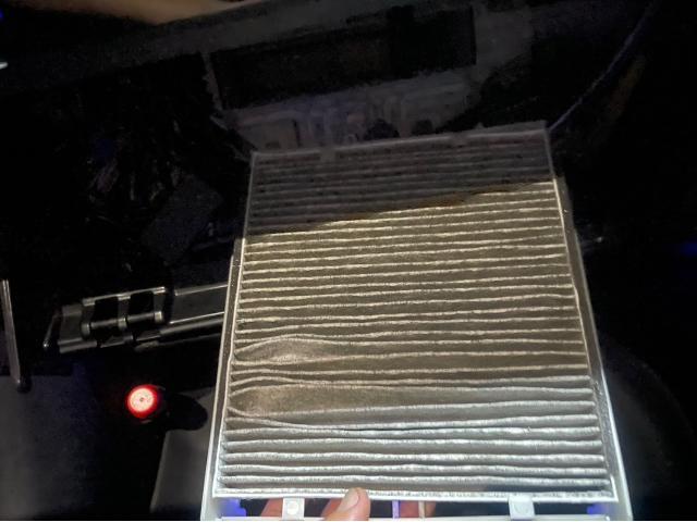 トヨタ 50系プリウス 納車前点検 オイル エレメント ワイパーゴム エアコンフィルター 交換 ZVW51 岡山市東区