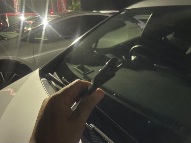 トヨタ 50系プリウス 納車前点検 オイル エレメント ワイパーゴム エアコンフィルター 交換 ZVW51 岡山市東区