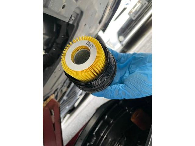 トヨタ 50系プリウス 納車前点検 オイル エレメント ワイパーゴム エアコンフィルター 交換 ZVW51 岡山市東区